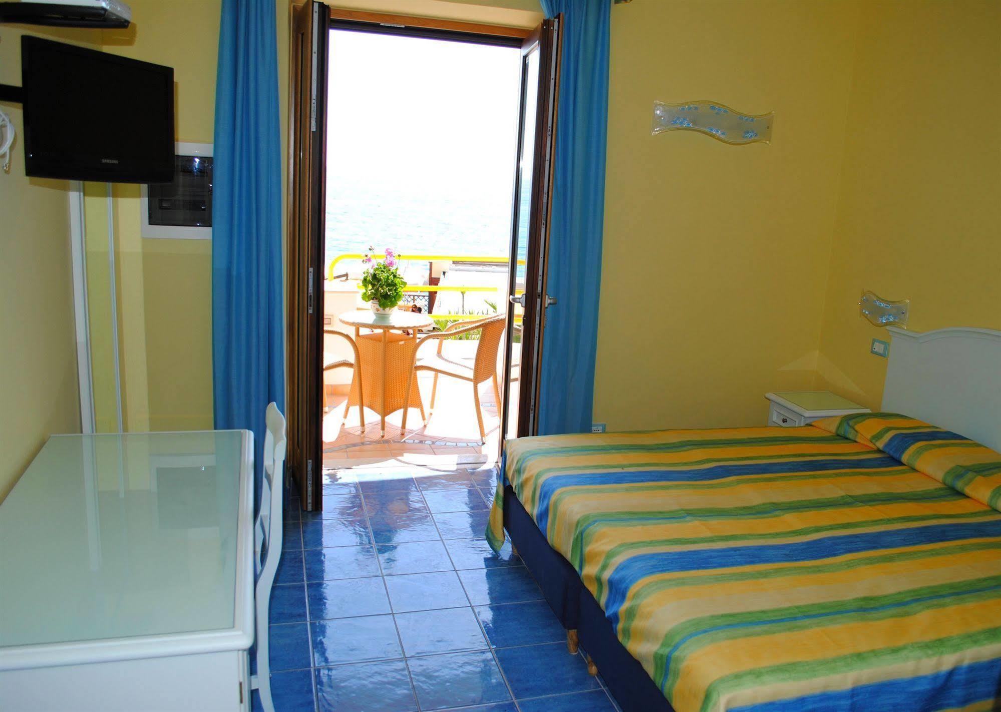 Hotel Cava Dell'Isola Forio di Ischia Buitenkant foto